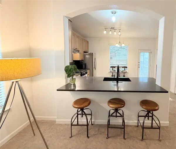 2419 Allred DR #B, Austin, TX 78748