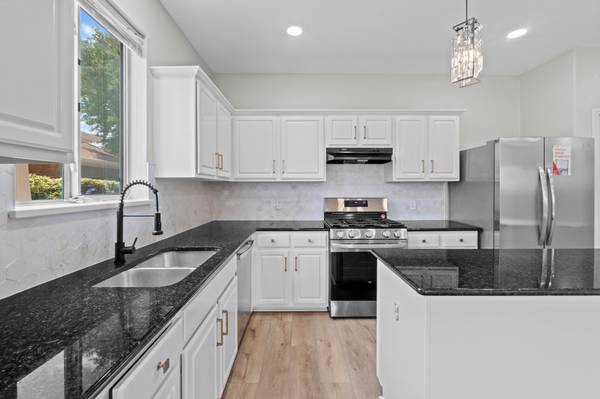 3207 Wickham LN, Austin, TX 78725