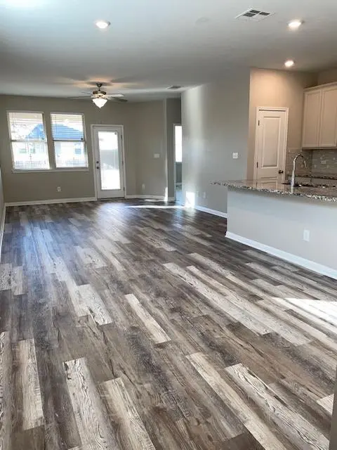 220 McFarland ST, Georgetown, TX 78628