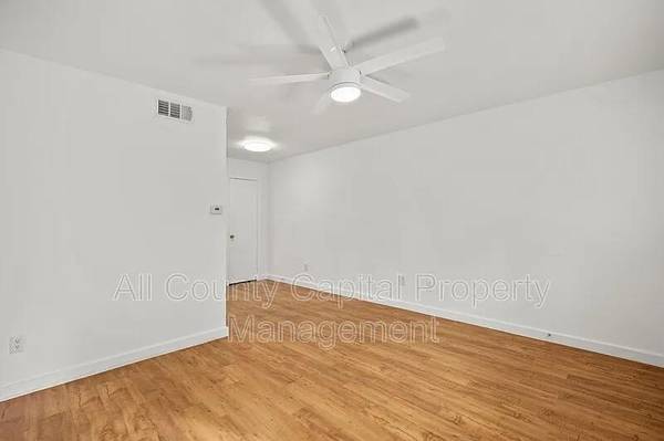 502 W 35th ST #105, Austin, TX 78705