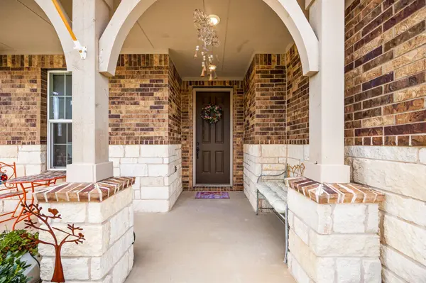 405 Kitty Hawk RD, Georgetown, TX 78633