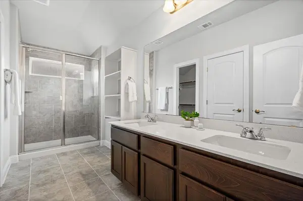 136 Free Stone DR, Georgetown, TX 78628