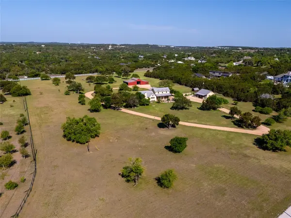 1120 Canyon View RD, Dripping Springs, TX 78620