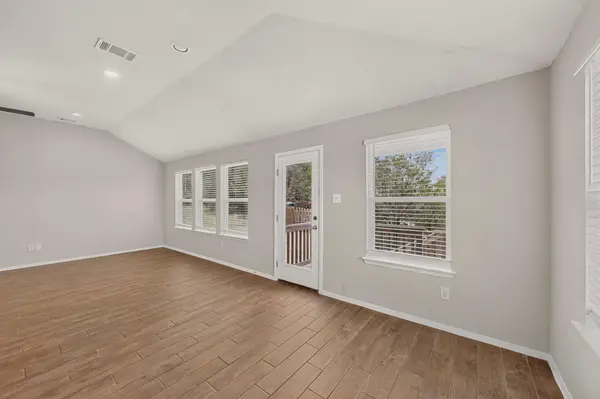 3704 Allegiance Ave, Lago Vista, TX 78645