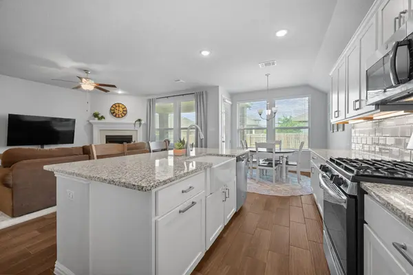 4174 Kingsley Ave, Round Rock, TX 78681