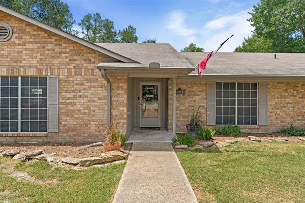 1101 E 19th ST, Cameron, TX 76520