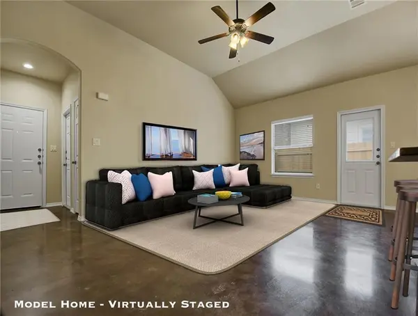 265 Joanne LOOP #B, Buda, TX 78610