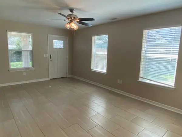 13323 Villa Park DR, Austin, TX 78729