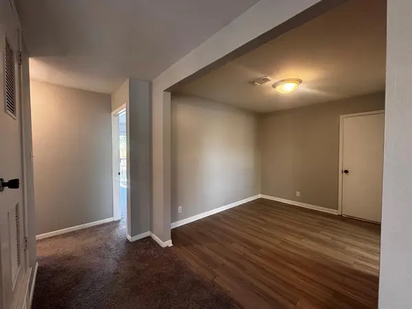 3306 B Doolin DR, Austin, TX 78704