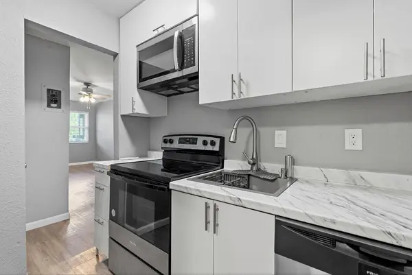 2910 MedicalArts ST #101-B, Austin, TX 78705