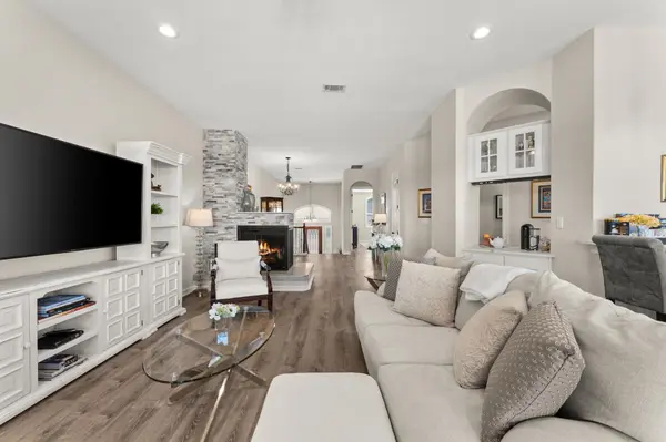 319 Lombardia DR #21B, Austin, TX 78734