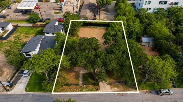 2101 E 8TH ST, Austin, TX 78702