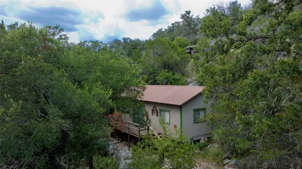 2212 N River RD, Lampasas, TX 76550