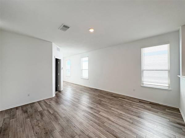 217 English Oak ST, Georgetown, TX 78626