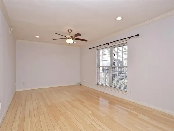 900 S Lamar BLVD #311, Austin, TX 78704