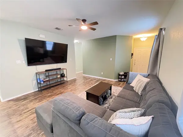 228 La Dera DR, Liberty Hill, TX 78642
