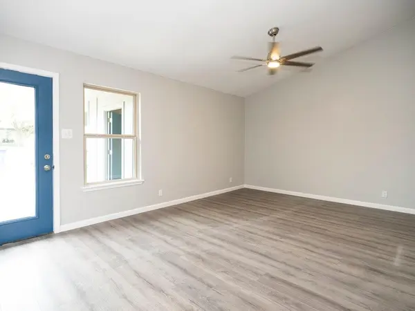 2526 Glen Springs WAY #A, Austin, TX 78741