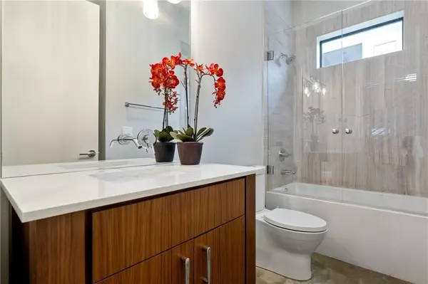 1708 E M Franklin Ave #A, Austin, TX 78721