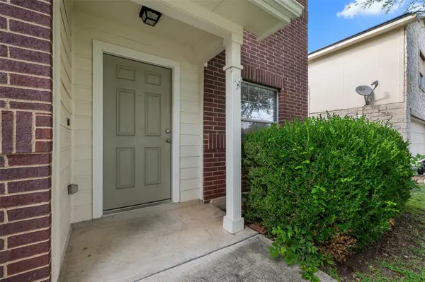 906 Indian Meadow DR, Georgetown, TX 78626