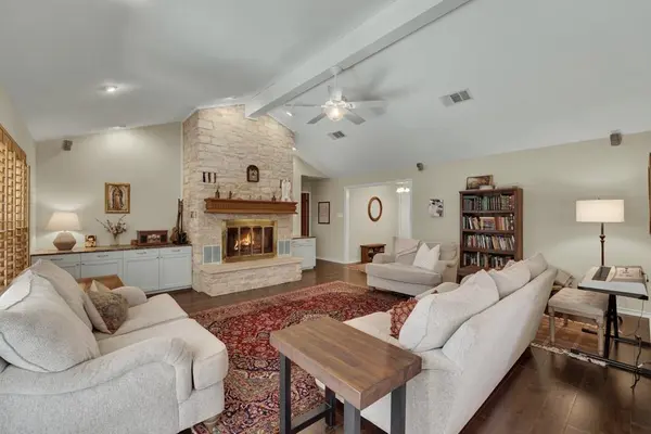 830 Palomino LN #1, San Marcos, TX 78666