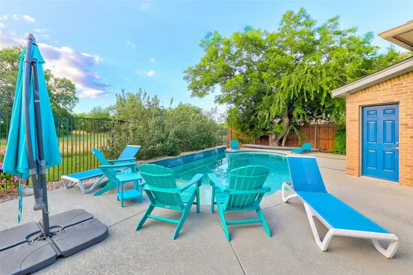 2304 Vaquero CV, Leander, TX 78641