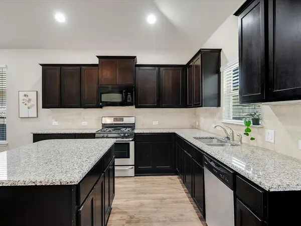 141 Serrano ST, Georgetown, TX 78628