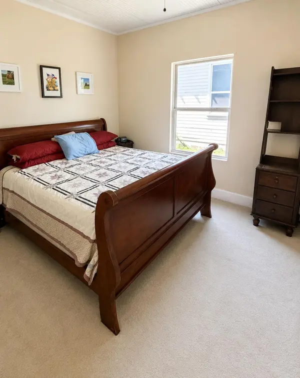 810 N 6th ST, Temple, TX 76501