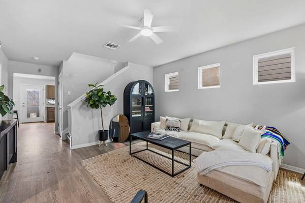 162 Friendship Oak DR, San Marcos, TX 78666