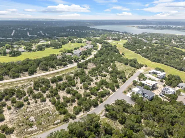 3226 Eisenhower Ave,  Lago Vista,  TX 78645
