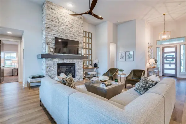 1144 Bunker Ranch BLVD, Dripping Springs, TX 78620