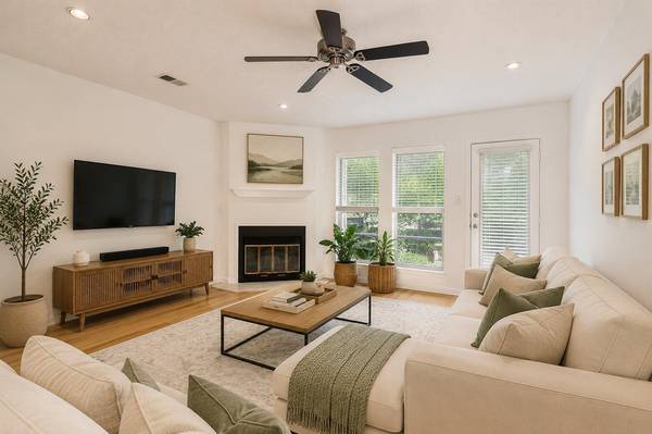 1404 Norwalk LN #207, Austin, TX 78703