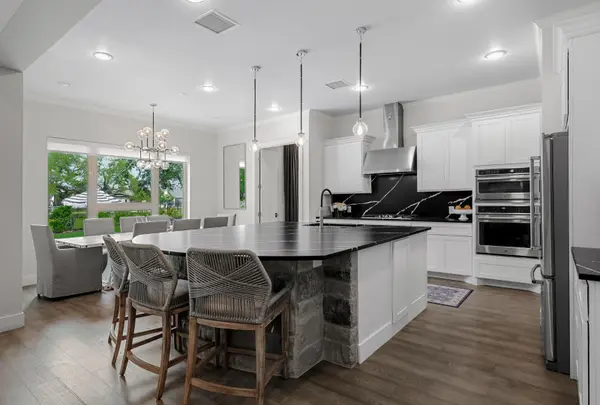 495 Bunker Ranch BLVD, Dripping Springs, TX 78620