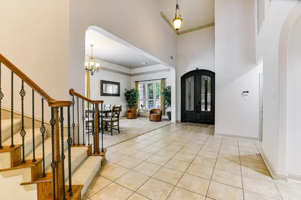 2300 Aldworth DR, Cedar Park, TX 78613