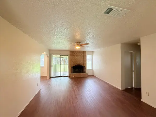 10904 Meadgreen CT, Austin, TX 78758