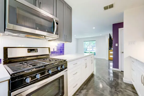 3100 Ray Wood DR, Austin, TX 78704