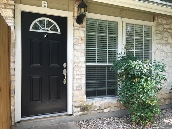 1501 Camp Craft RD #B, Austin, TX 78746