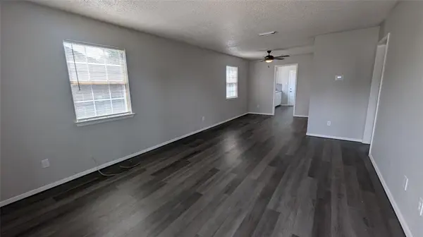 107 Beck ST #B, Florence, TX 76527