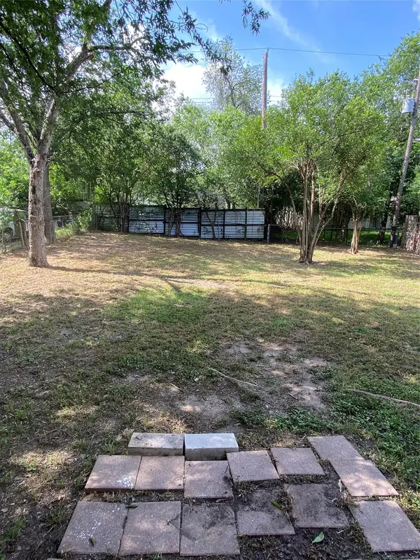 6805 Dubuque LN, Austin, TX 78723