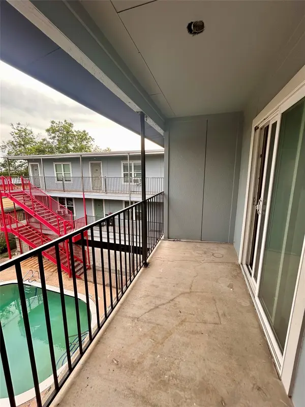 901 E 40th ST #304, Austin, TX 78751