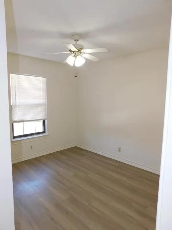 1002 Southwalk ST #C, Georgetown, TX 78626