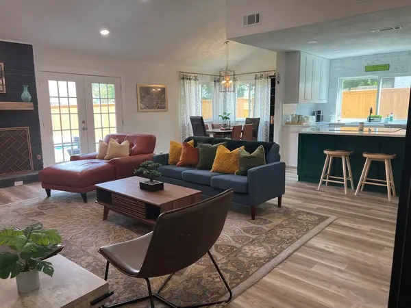 4802 Carsonhill DR, Austin, TX 78723
