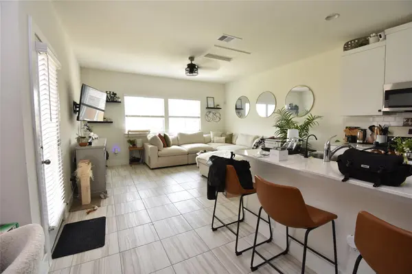 331 Alamar Knot WAY #208, Georgetown, TX 78626