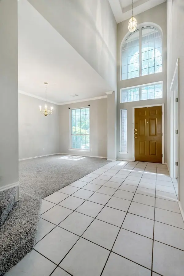 4229 Kingsburg DR, Round Rock, TX 78681