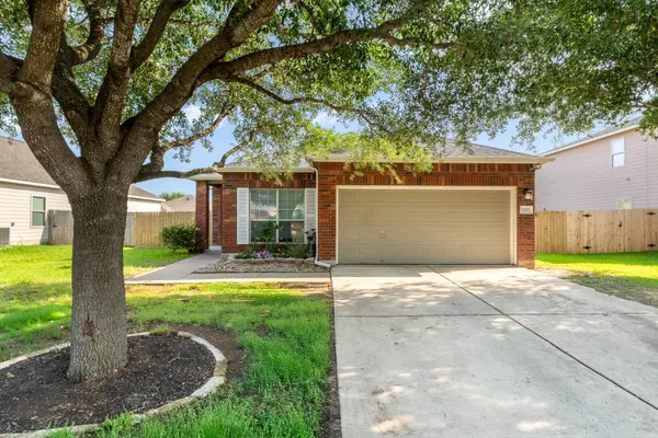 1015 Hondo LN, Hutto, TX 78634