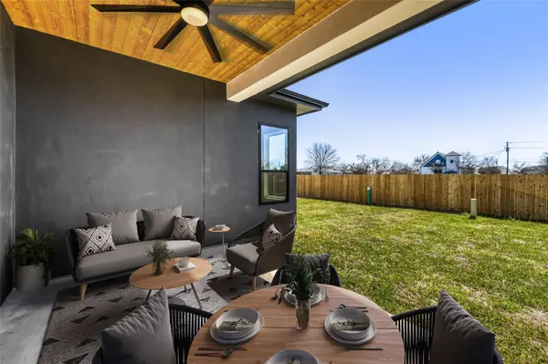 406 E Carrie Manor ST, Manor, TX 78653