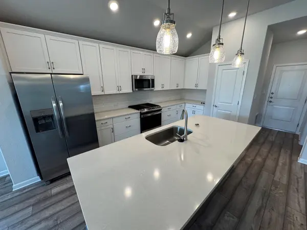 136 Osceola DR, Kyle, TX 78640