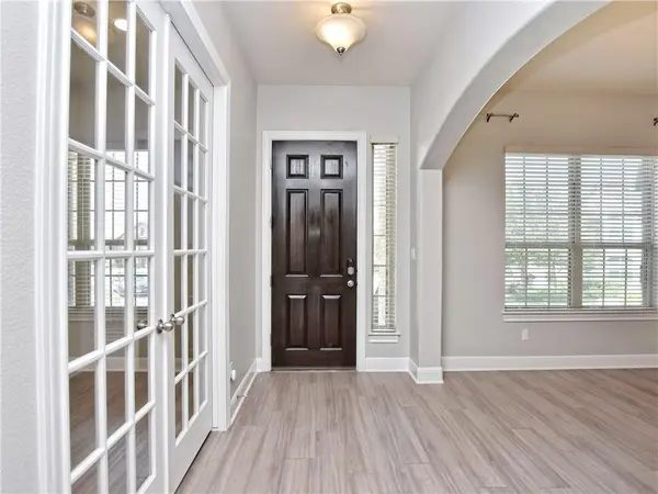 2208 Legend Hill DR, Leander, TX 78641