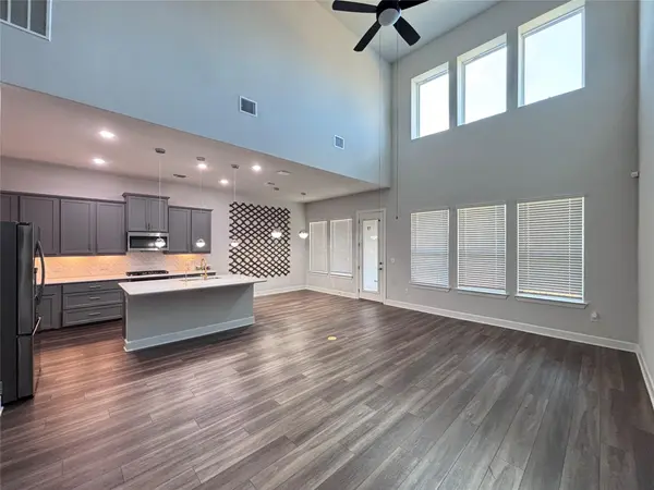 713 Coppell CT, Leander, TX 78641