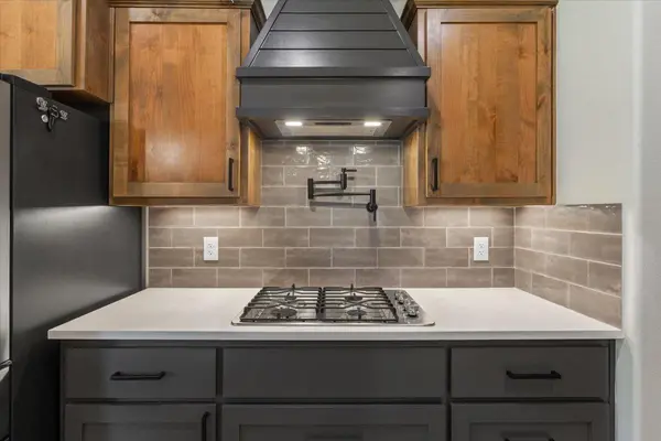 5017 Bella Charca PKWY, Nolanville, TX 76559