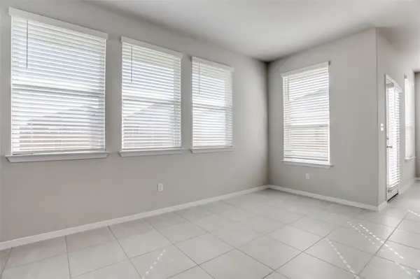 140 Living Reef DR, Maxwell, TX 78656